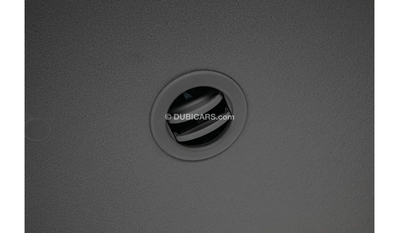 تويوتا هاياس DLS هاي روف كوميتور