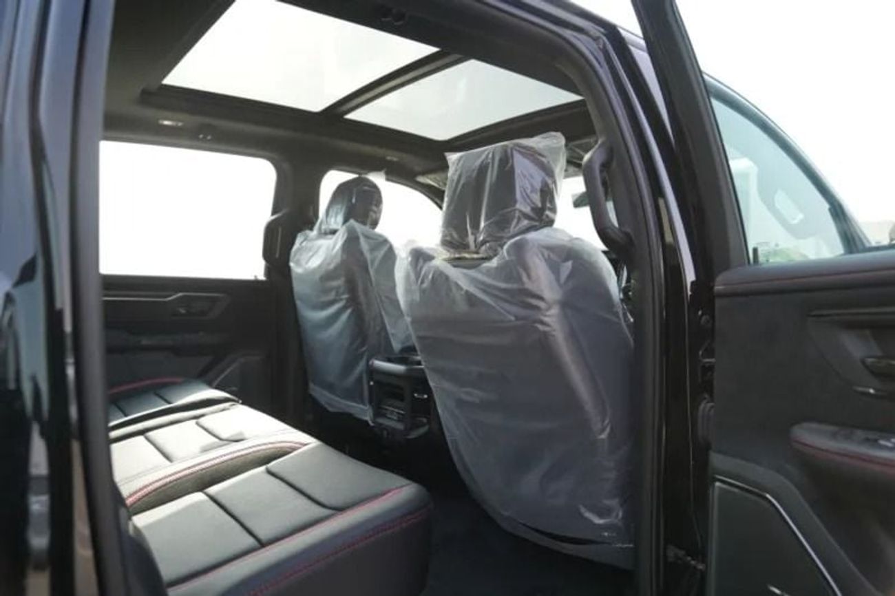 رام 1500 2025 Ram 1500 RHO 4x4 Crew AT Petrol