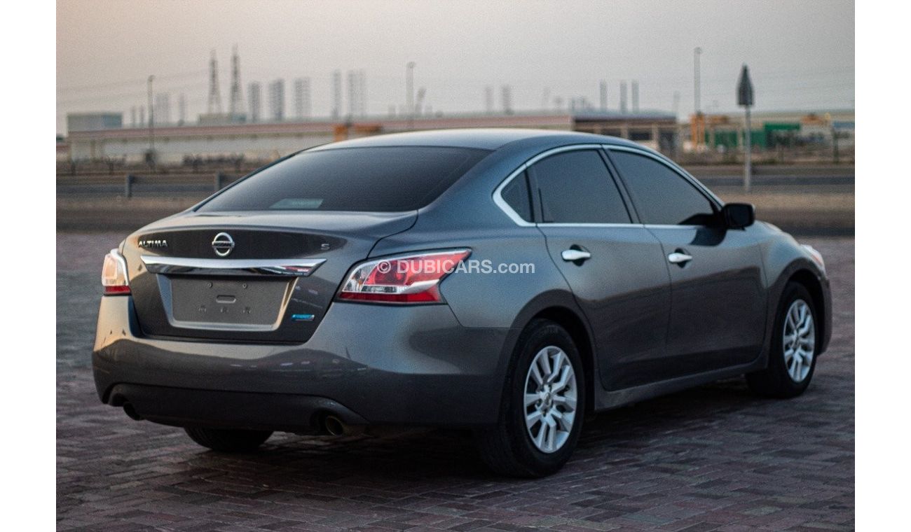 Nissan Altima S