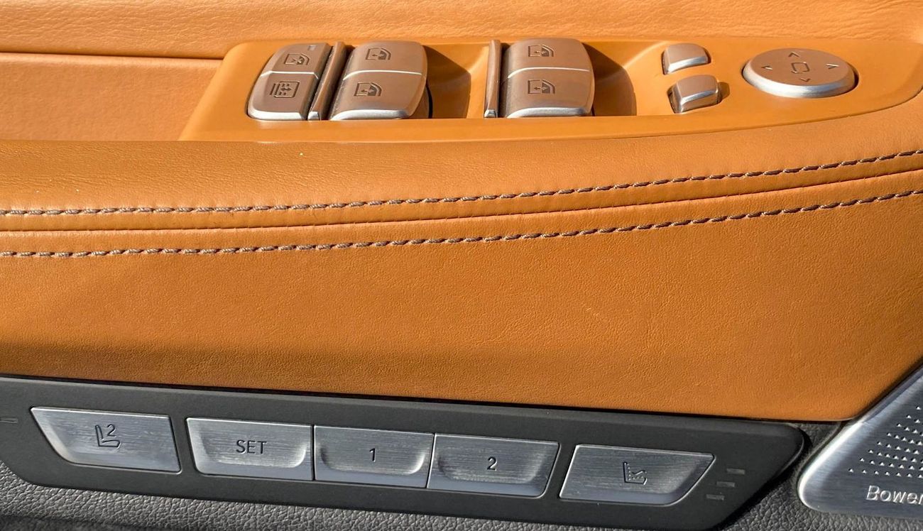 بي أم دبليو 750Li xDrive 4.4L (523 HP)