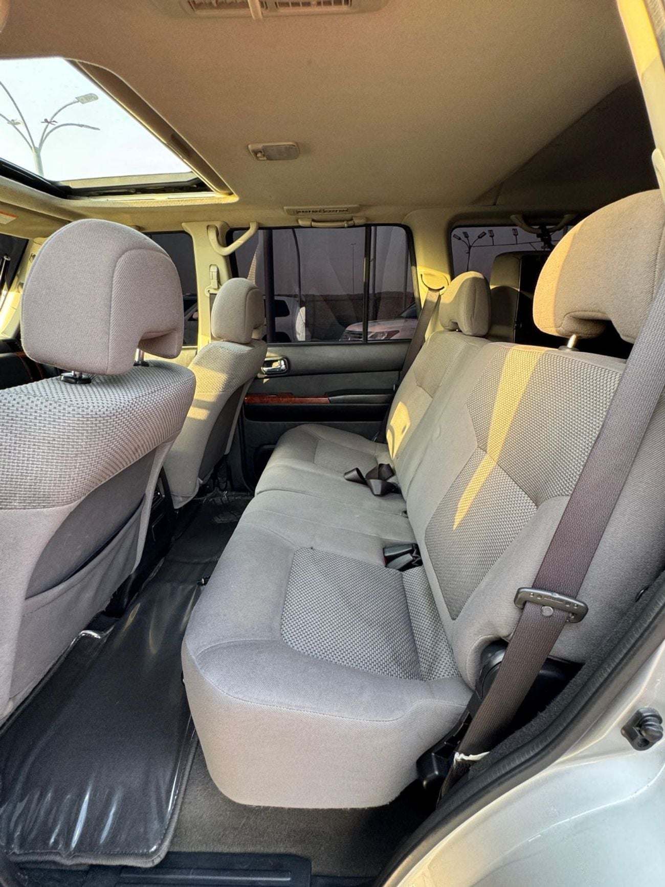 Nissan Patrol HT SAFARI
