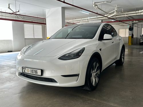 Tesla Model Y Long Range