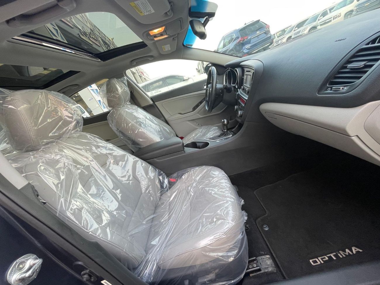 Kia Optima FULL OPTIONS / PANORAMIC SUNROOF / IN PERFECT CONDITION