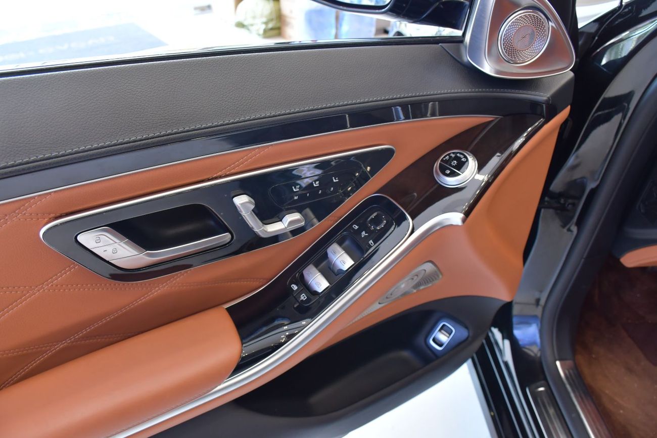 Mercedes Maybach S480 Maybach 