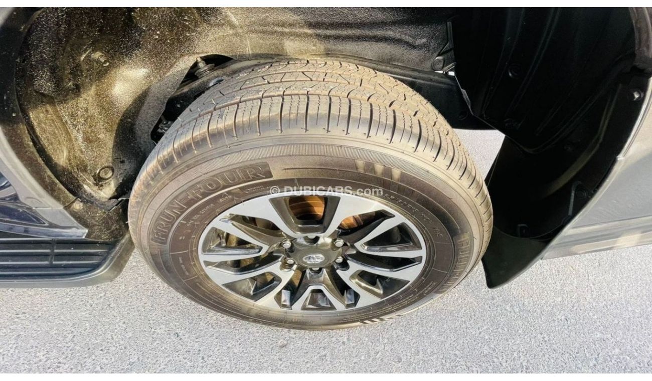 Toyota Prado 2016 LIMGENE BODY KIT 2.8L DIESEL 4WD GOOD  MONTH FOR KENYA PRIMIUM CONDITION