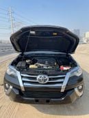 Toyota Fortuner diesel 2.8 liter ,right hand drive only for export available