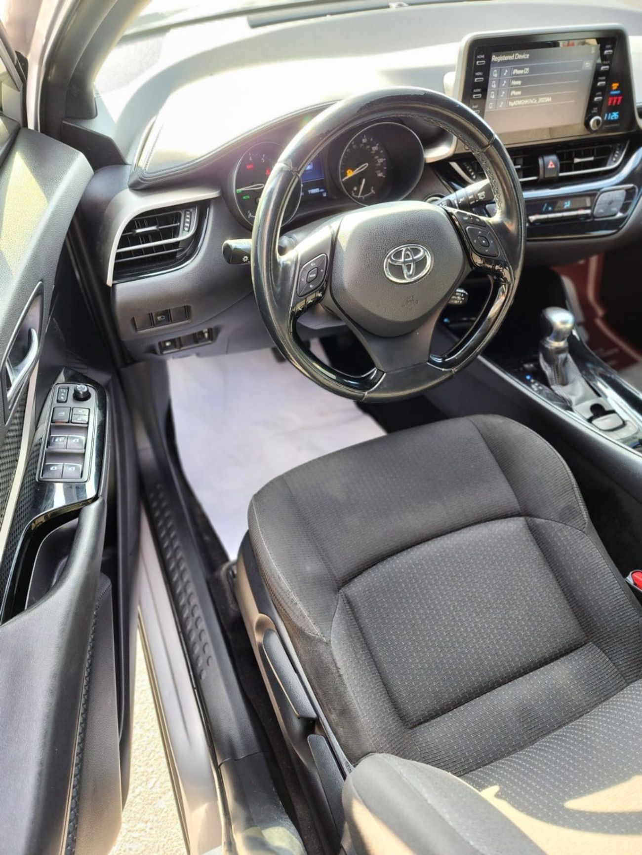 Toyota CHR TOYOTA CHR 2018 SILVER