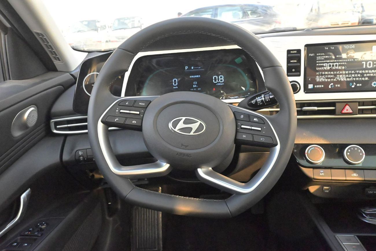 هيونداي إلانترا Hyundai Elantra 1.5L 2025