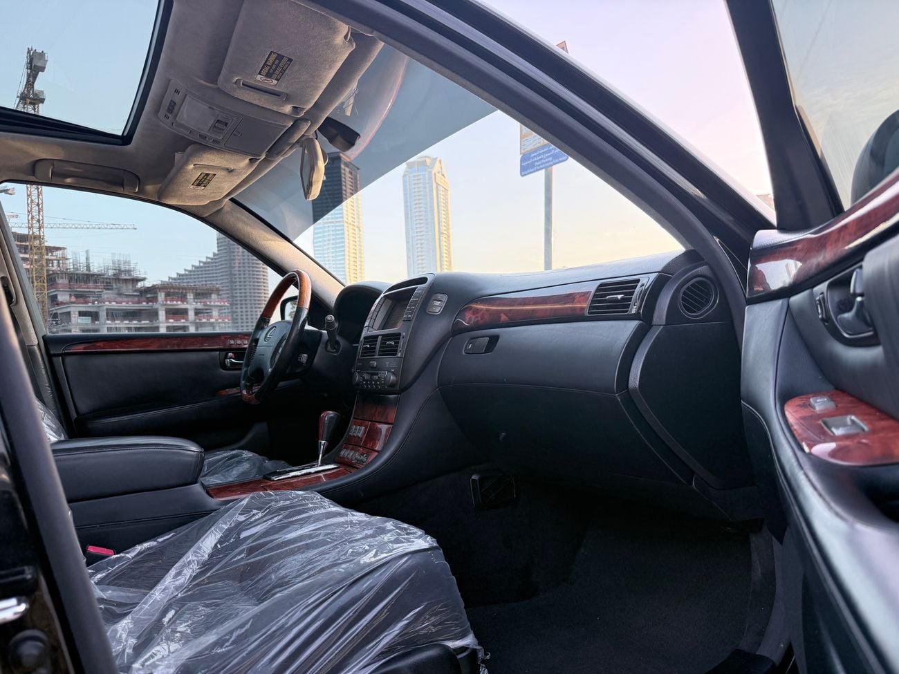 لكزس LS 430 Lexus - LS 430 Full Ultra 2004 - Fresh Import with VCC -  ( Ultra Luxury ) - Full Options - Excellen