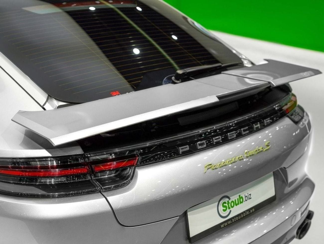 بورش باناميرا PANAMERA TURBO S E-HYBRID EXECUTIVE -SPORT EXHAUST- SPORT DESIGN PACKAGE -REAR SEAT ENTERTAINMENT