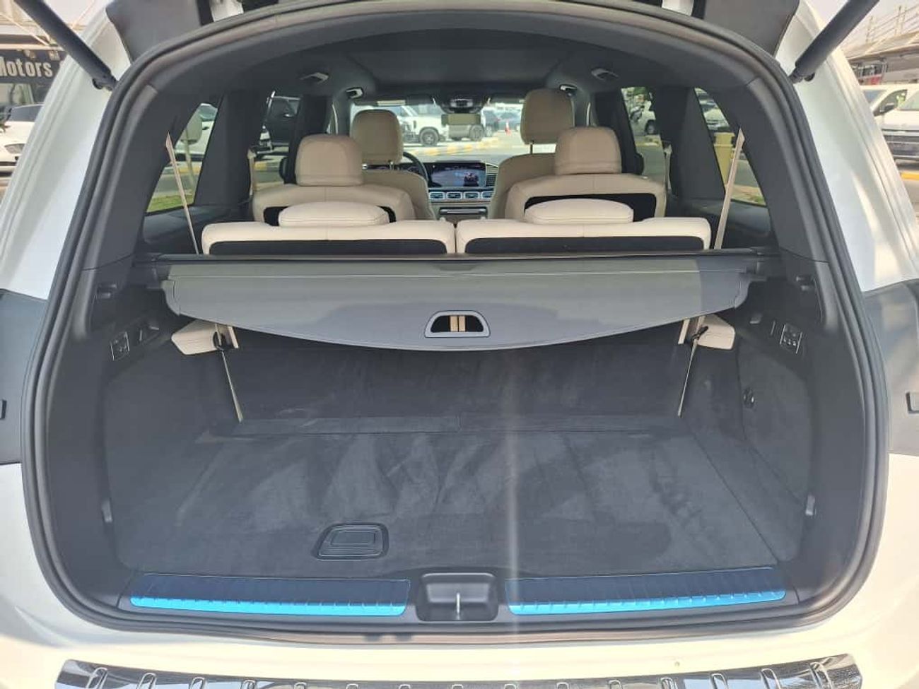 مرسيدس بنز GLS 450 4MATIC