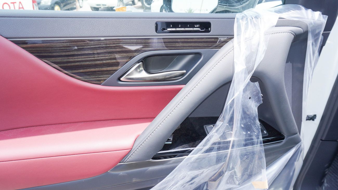 Lexus LX 600 3.5L V6