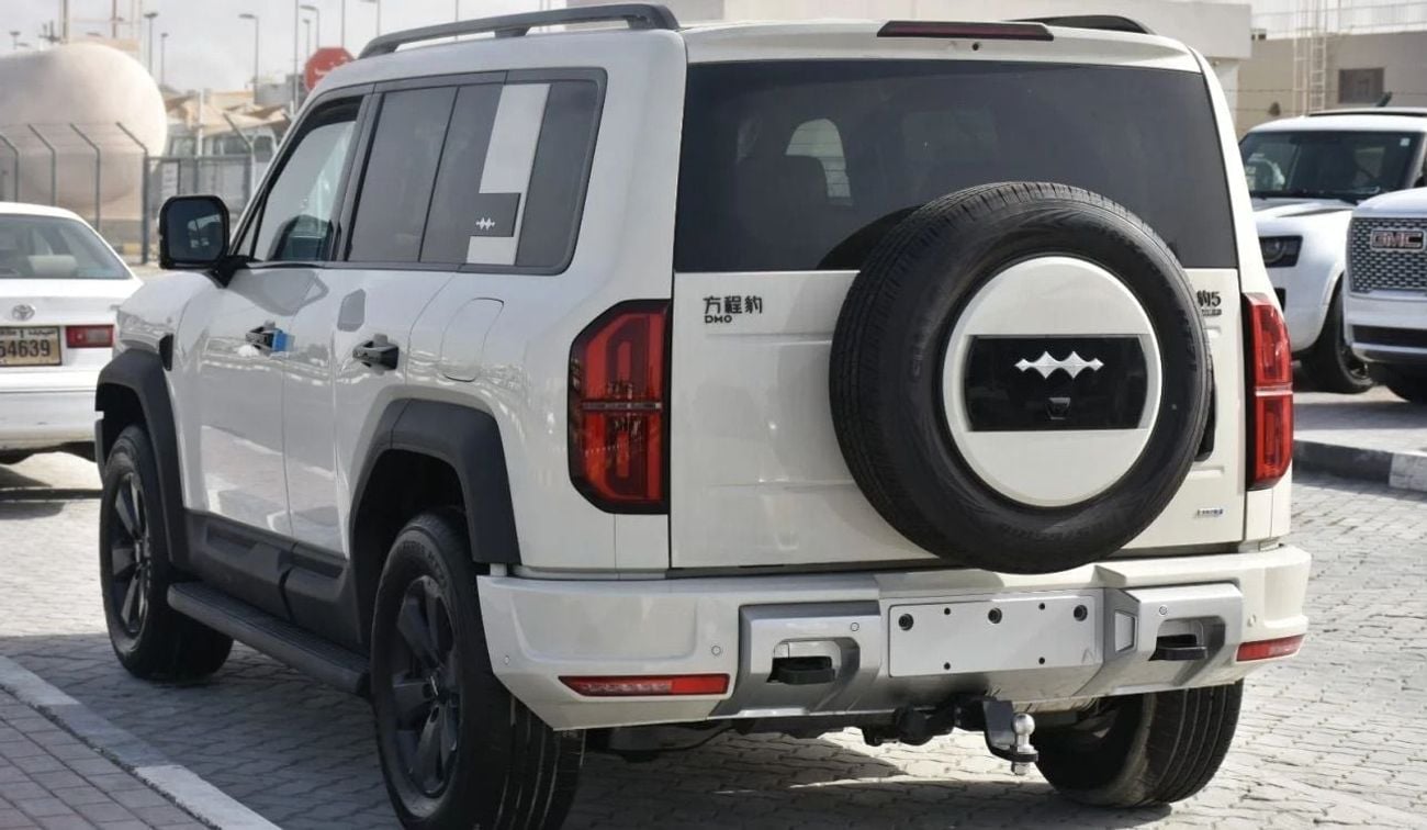 BYD Leopard 5 BYD LEOPARD 5 ULTRA