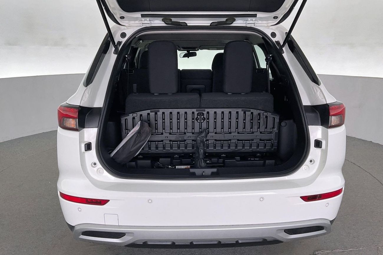 Mitsubishi Outlander Highline | Guaranteed Warranty | 0 Down Payment