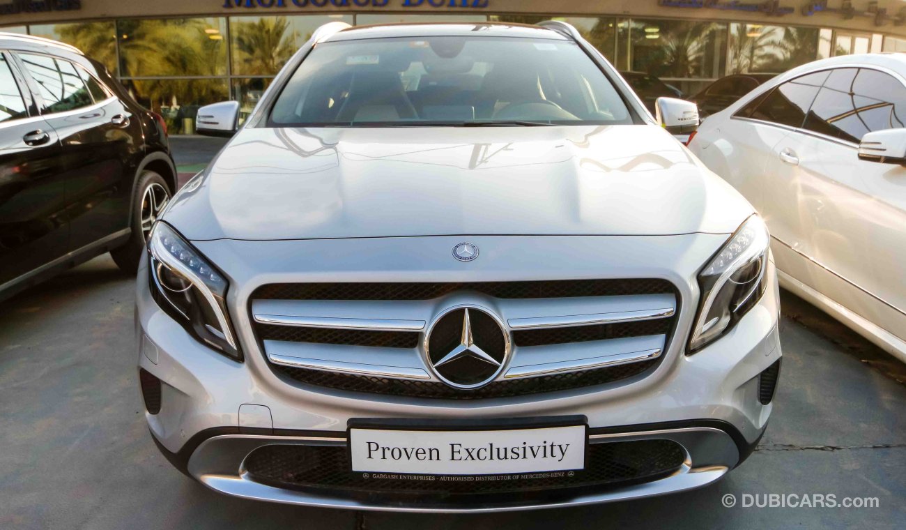 مرسيدس بنز GLA 250 4 Matic