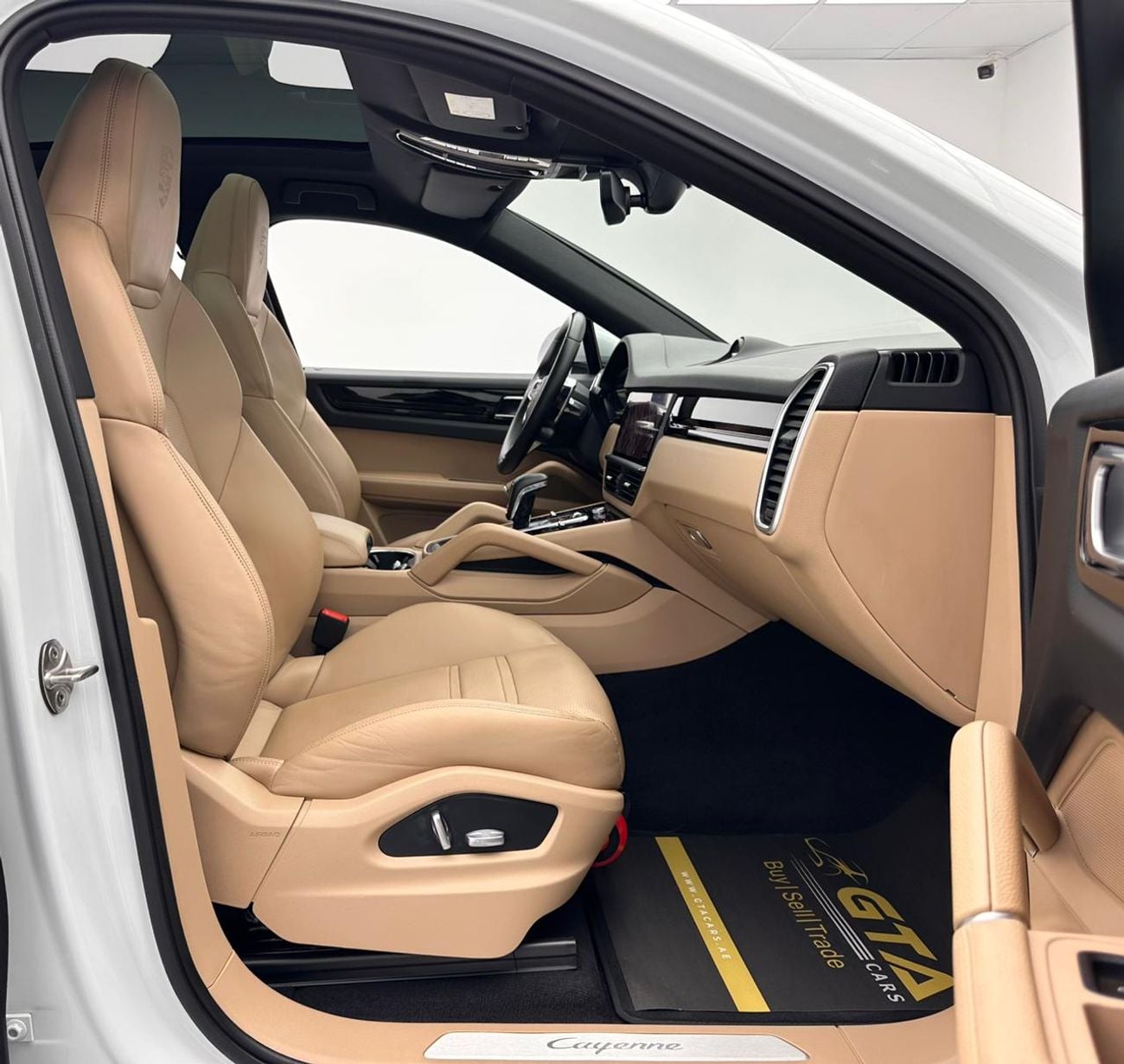 Porsche Cayenne 2021 Porsche Cayenne Coupe, 1 Year Warranty, Full Service History, GCC