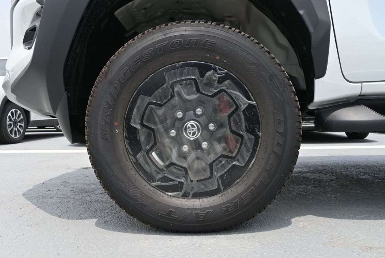 تويوتا هيلوكس Toyota Hilux GR Sport 4.0L V6, Petrol, 4WD, Pickup, Model 2024, Color White