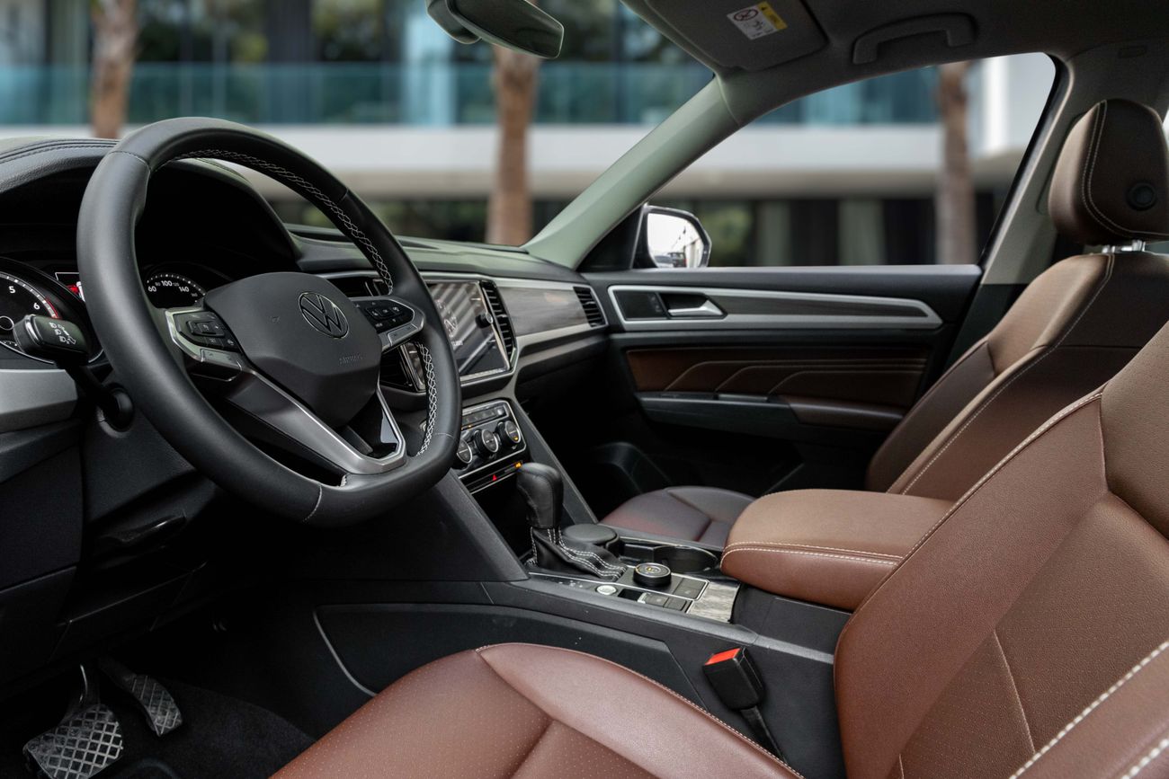 فولكس واجن تيرامونت Teramont Comfortline  | 1,861 P.M | 0% Downpayment | Immaculate Condition!