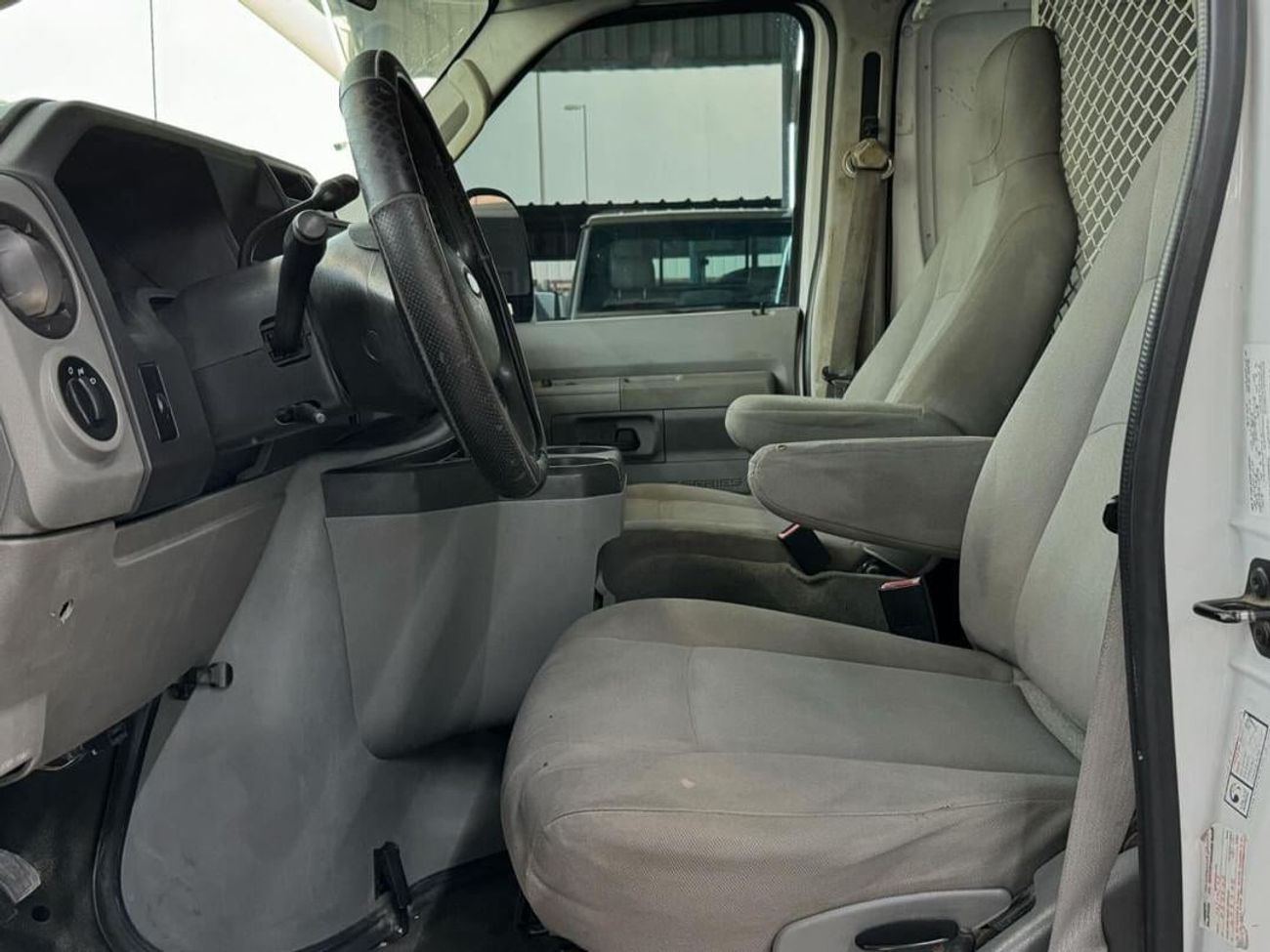 فورد E 350 فورد فان E350 خليجي 2012