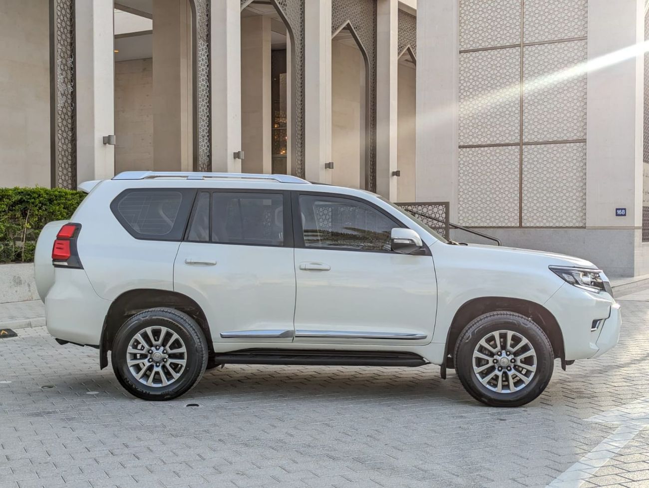 تويوتا برادو Toyota Prado 2018 gxr white colour LHD automatic gear