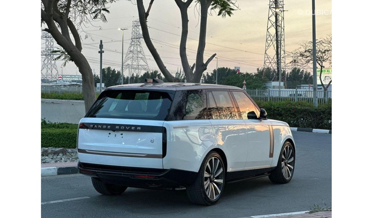 Land Rover Range Rover BRAND NEW GCC SPEC UNDER WARRANTY AND SERVICE