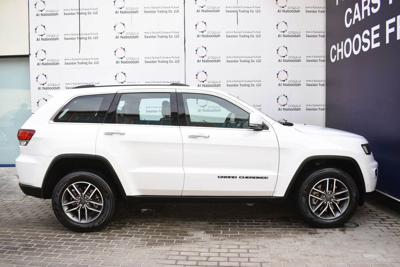 جيب جراند شيروكي AED 2190 PM LIMITED 3.6 AT 4WD GCC DEALER WARRANTY