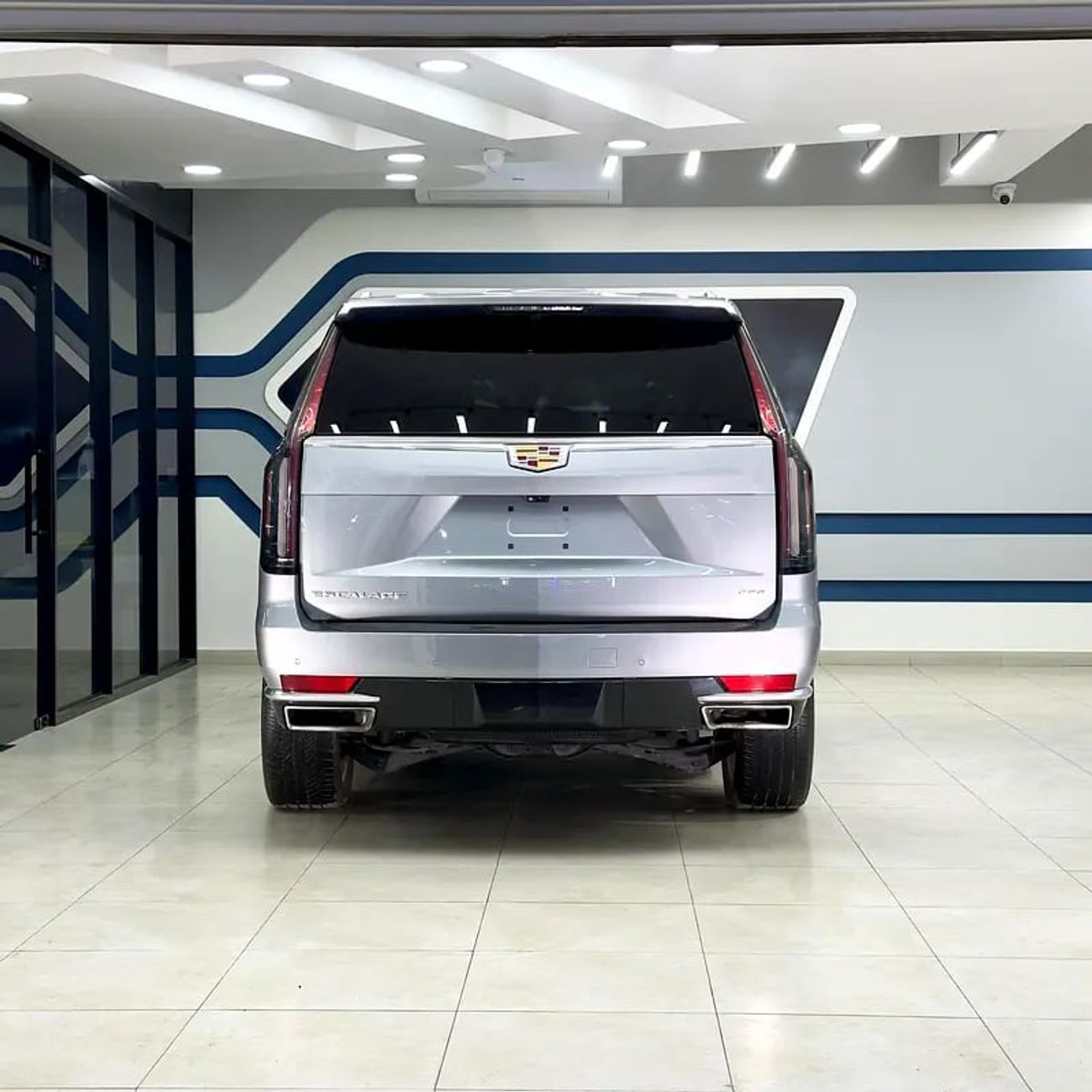 كاديلاك إسكالاد ESV Premium Luxury 6.2L