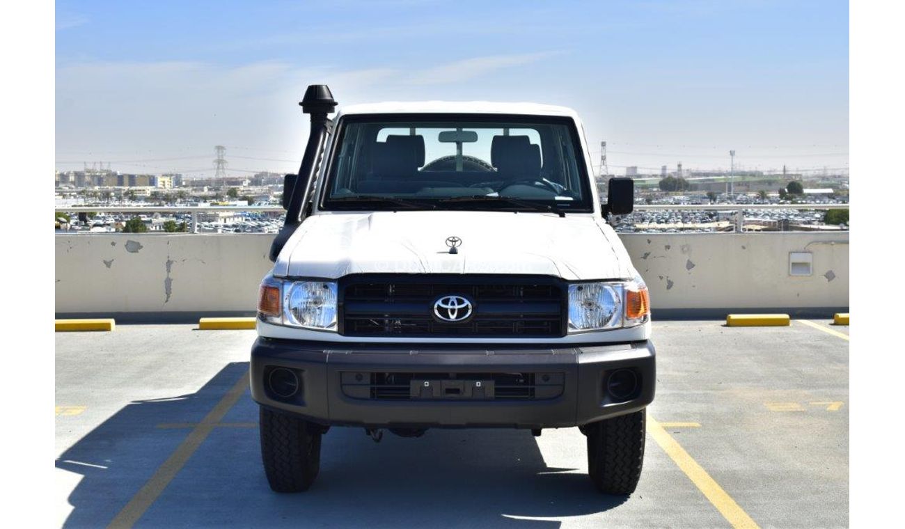 Toyota Land Cruiser Pick Up V6 4.2L Diesel Manual Transmission