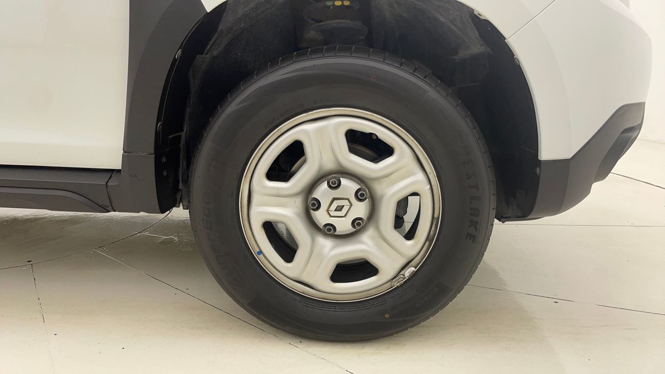 Renault Duster PE 1.6 | Zero Down Payment | Home Test Drive