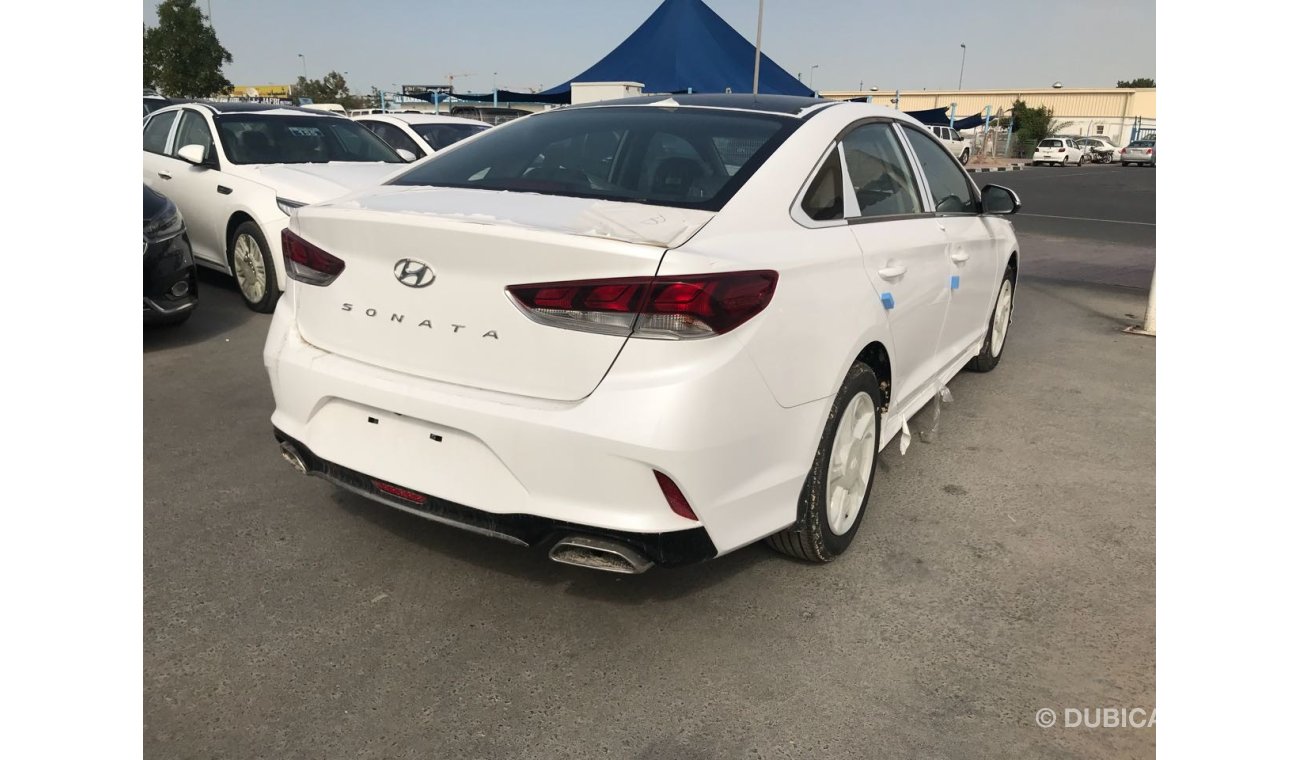 Hyundai Sonata with start engine and door finger print