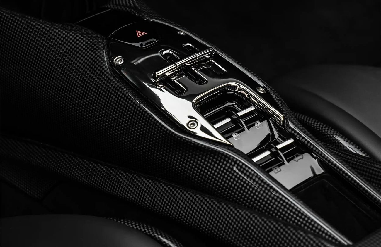 Ferrari SF90 Spider 4.0L V8 Twin-Turbocharged Engine + eMotor