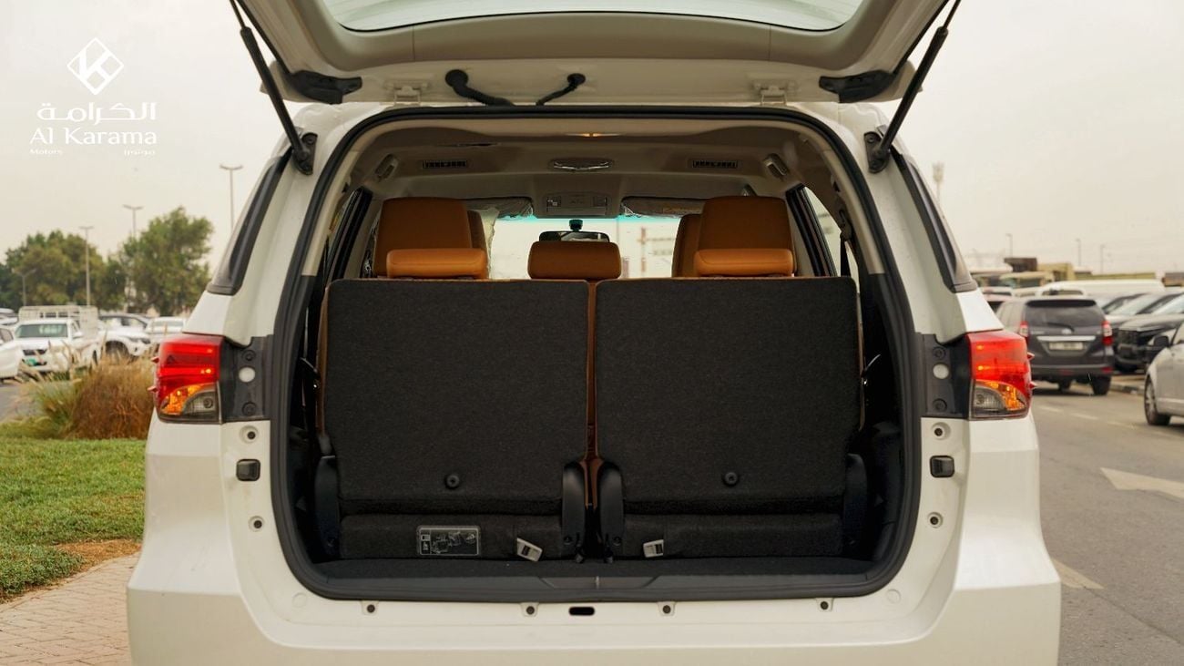 تويوتا فورتونر محرك ديزل سعة 2.4 لتر | عجلات فولاذية مقاس 17 بوصة مع غطاء | شاشة عرض صوتية مقاس 8 بوصات | مواصفات خ