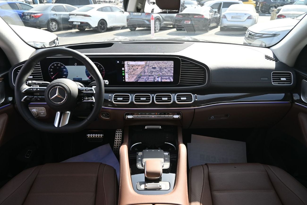 مرسيدس بنز GLS 450 Mercedes GLS 450 3.0L Turbo In-Line 6 with Mild Hybrid, Model 2025