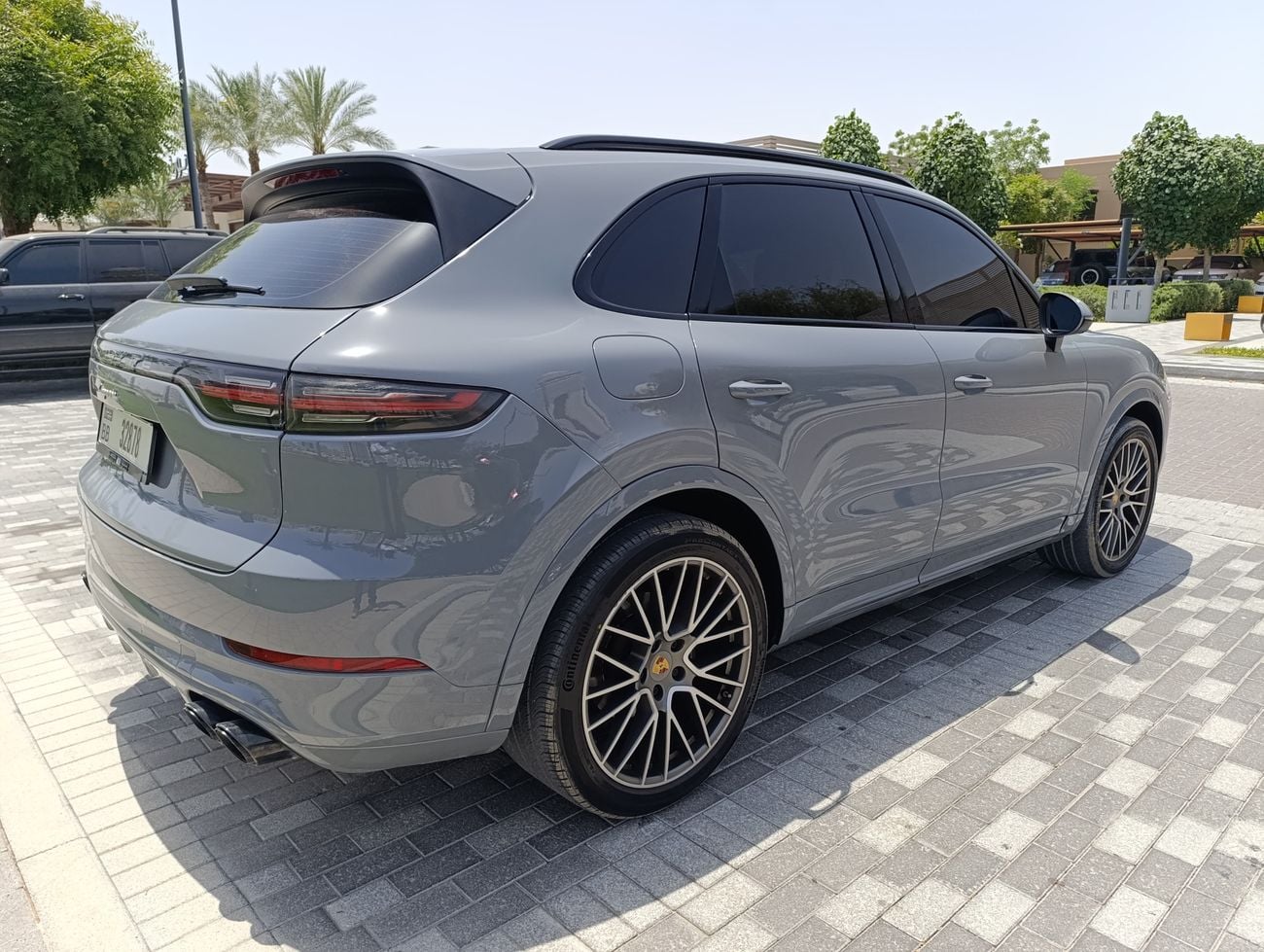بورش كايان Platinum Edition
