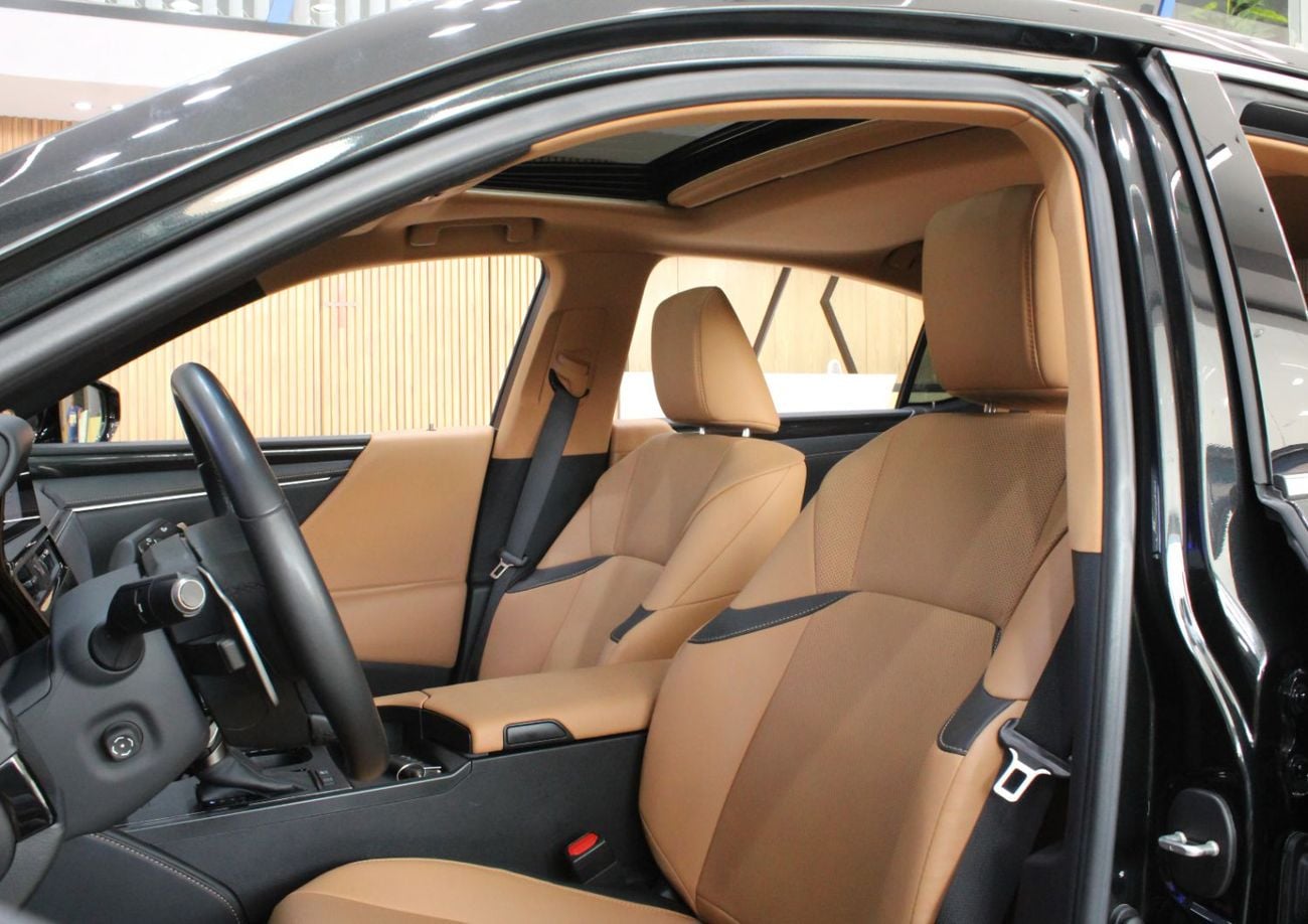 لكزس ES300h GCC // NO ACCIDENTS NO PAINT