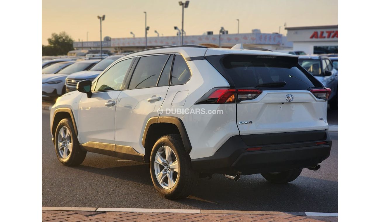 Toyota RAV4 TOYOTA RAV4 XLE FULL OPTIONS