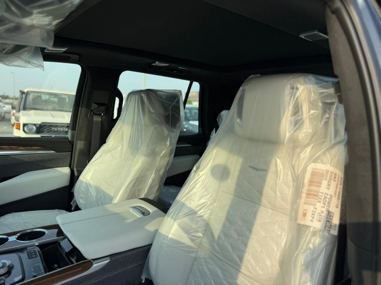 Cadillac Escalade Sport Platinum 6.2L 4WD Cadillac Escalade V8 6.2 L SUV AWD 4 Doors