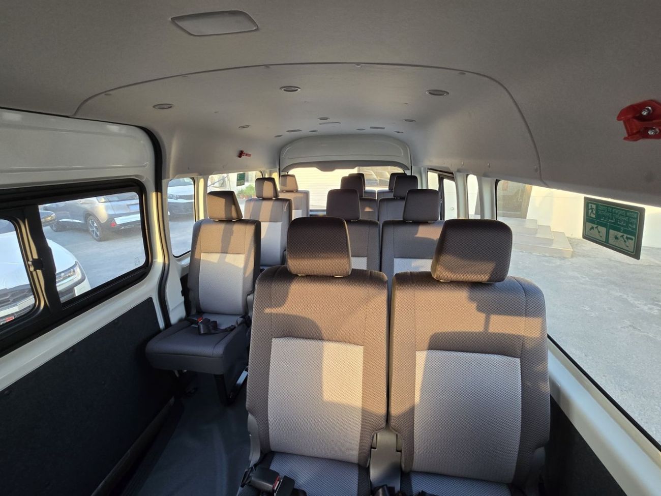 Toyota Hiace 3.5L PETROL A/T 12 SEATER PASSANGER VAN