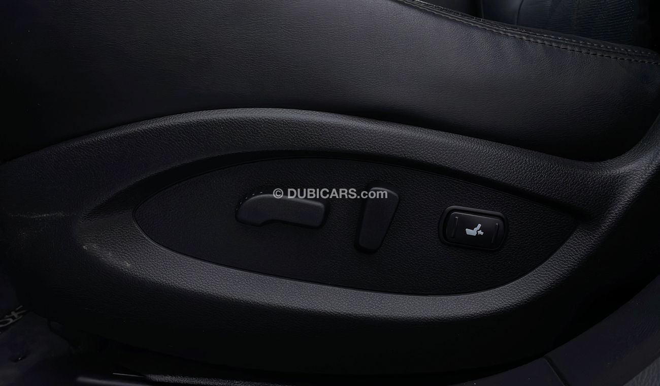 Infiniti QX70 EXCELLENCE 3.7 | Under Warranty | Inspected on 150+ parameters