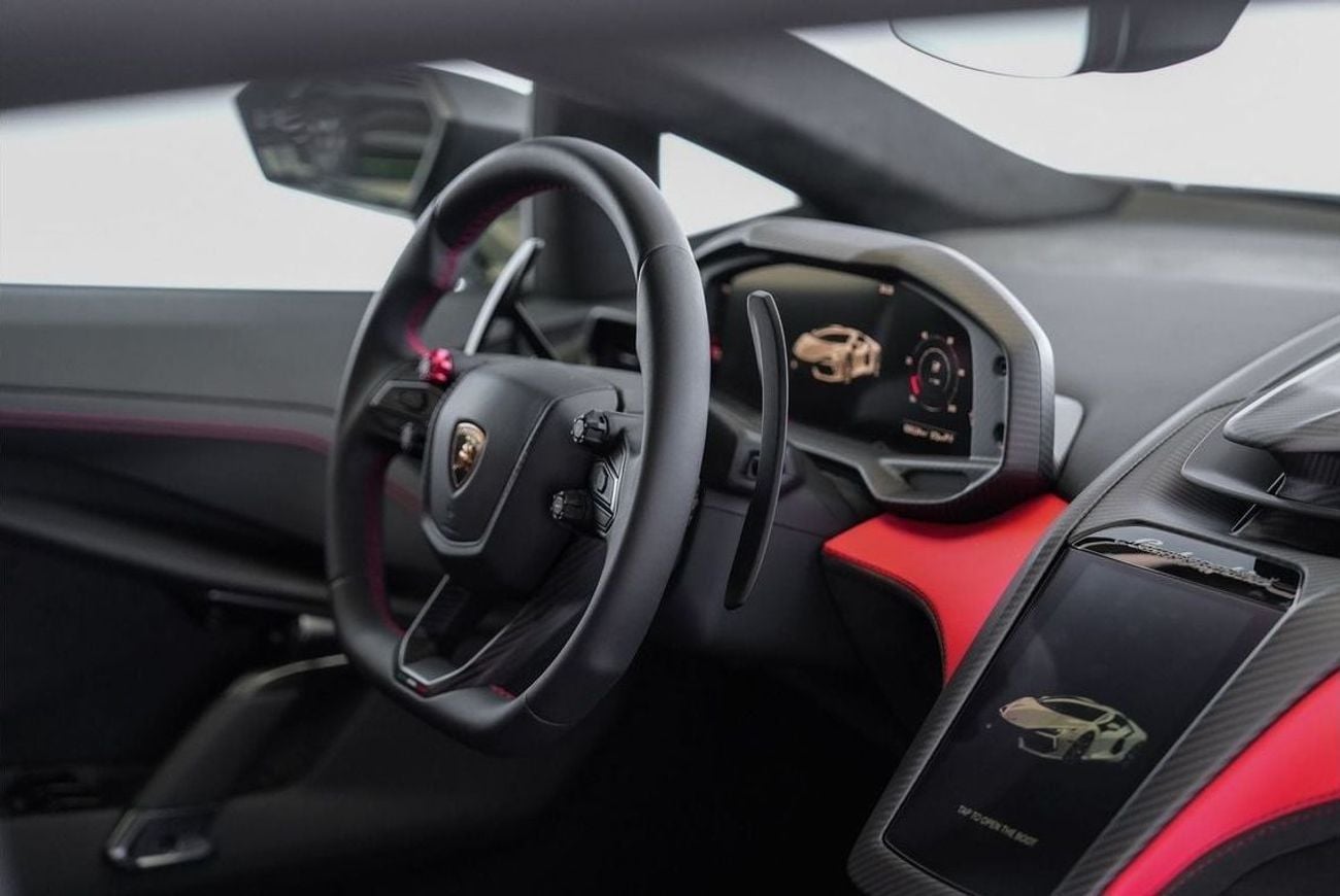 لامبورغيني ريفويلتو 6.5L V12 Hybrid