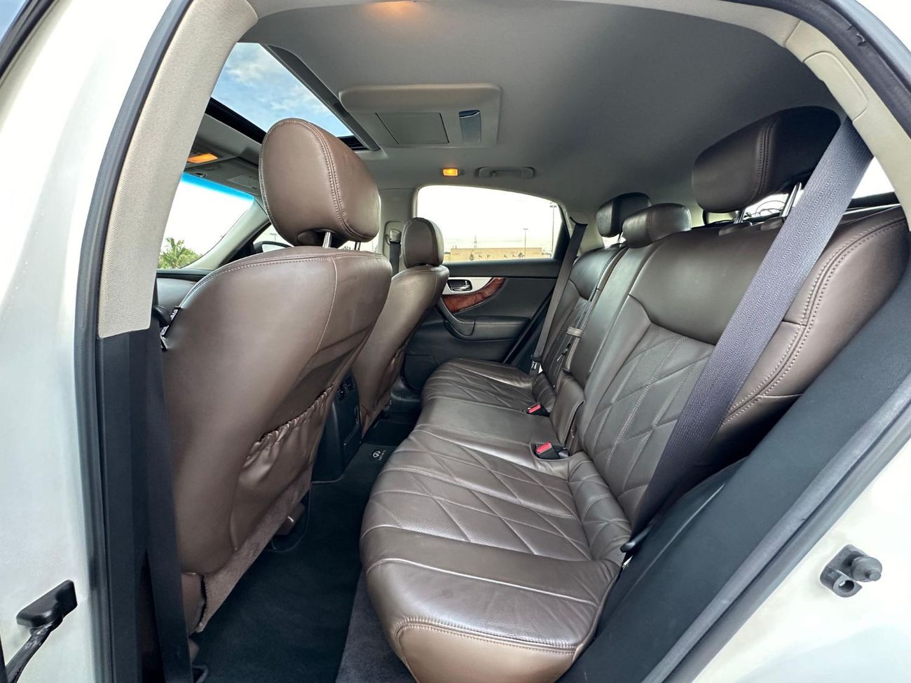 Infiniti FX35 Excellence INFINITI FX-35 2012 GCC//FULL OPITION // FULL SERVICE HISTORY AVAILABLE // PERFECT CONDIT