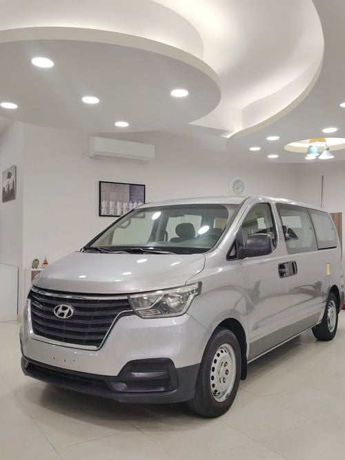 Hyundai H-1 