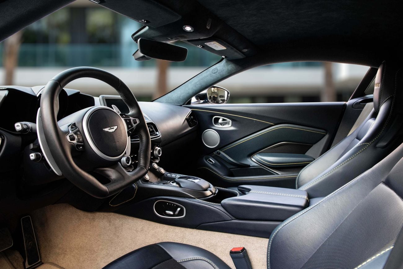 Aston Martin Vantage Vantage V8 | 7,834 P.M | 0% Downpayment | LOW KMS | EXCELLENT CONDITION!