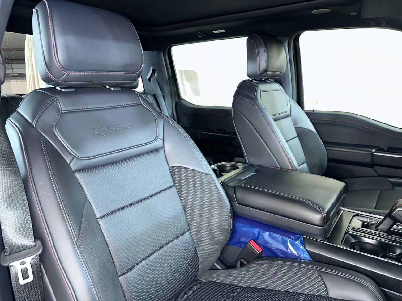 Ford F-150 RAPTOR R CREW /RP1625/AL TAYER MOTORS/AL QOUZ SHOWROOM