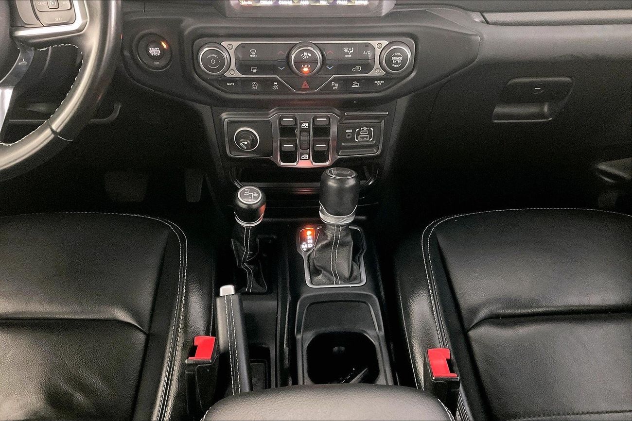 جيب رانجلر Sahara Plus Unlimited | شامل الضمان | 0 ﺪﻔﻋﺓ ﺃﻮﻟﻯ