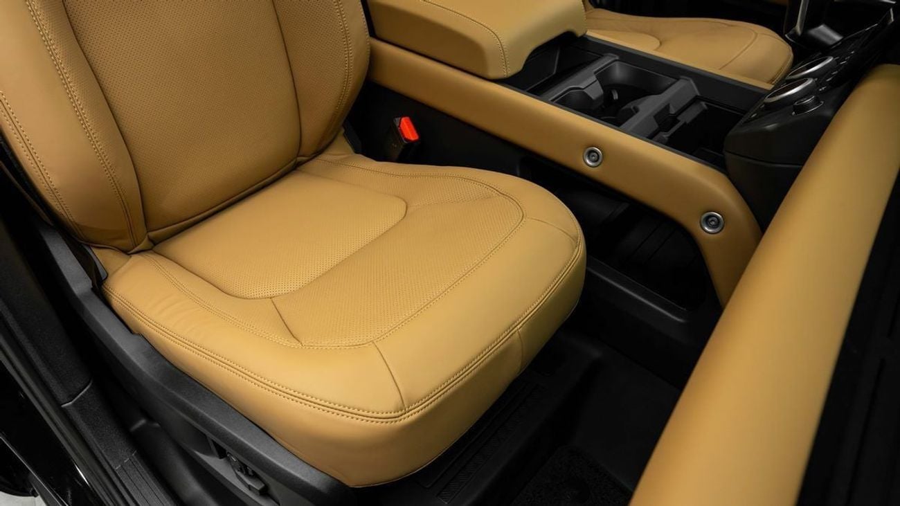 لاند روفر ديفندر X-Dynamic HSE P400e - 2026 - Euro Specs