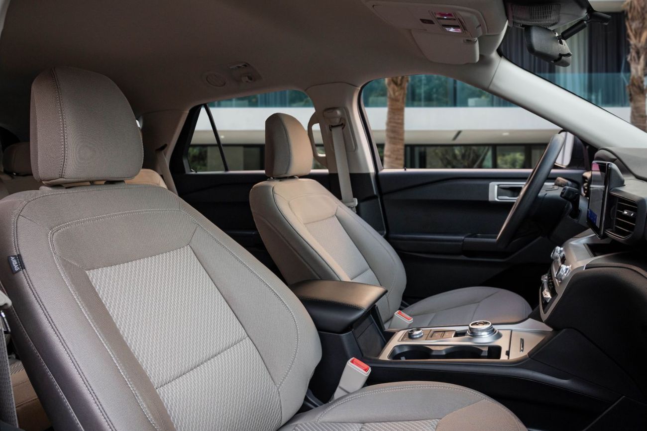 Ford Explorer Explorer | 2,546 P.M | 0% Downpayment | FORD WARRANTY / SERVICE