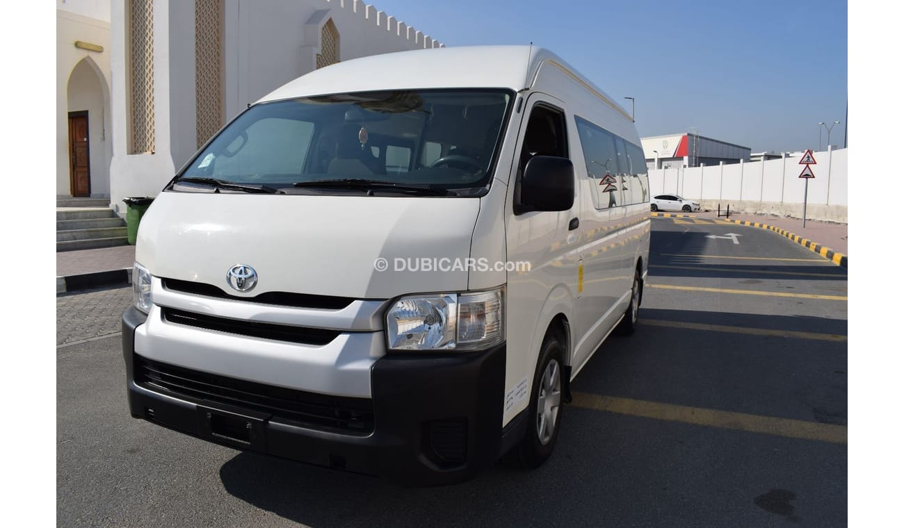 Toyota Hiace Toyota Hiace Highroof GL 13 seater bus, model:2017. Excellent condition
