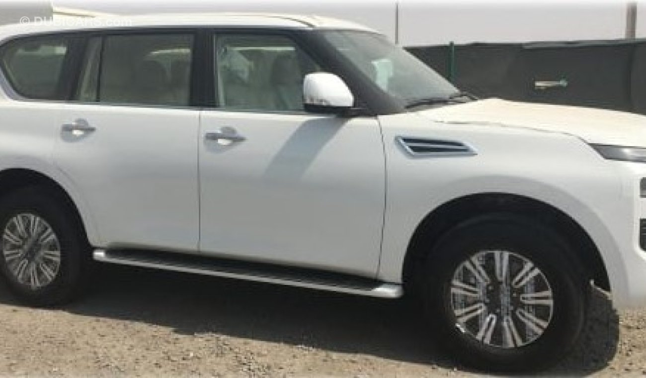 Nissan Patrol v6 se with sun roof