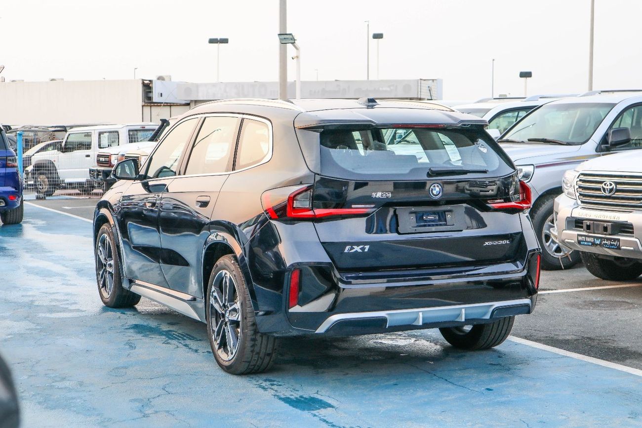 BMW iX1 2024 | BMW | IX1 | XDRIVE 30LX | DESIGN PACKAGE